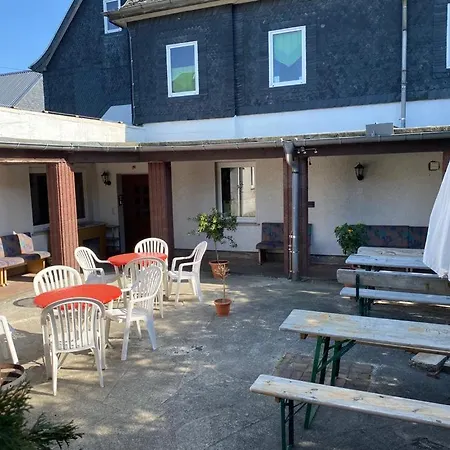 Monteurzimmer Alte Schule Heberndorf 1 * Wurzbach
