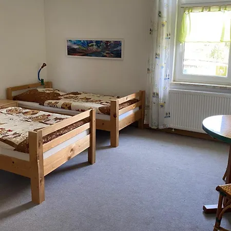 Monteurzimmer Alte Schule Heberndorf 1 Wurzbach