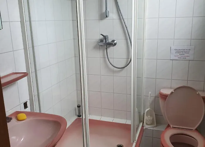 Monteurzimmer Alte Schule Heberndorf 1 Konukevi Wurzbach