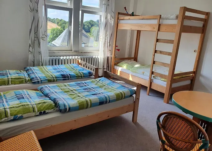 Monteurzimmer Alte Schule Heberndorf 1 Konukevi