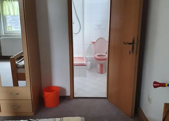 Monteurzimmer Alte Schule Heberndorf 1 * Wurzbach