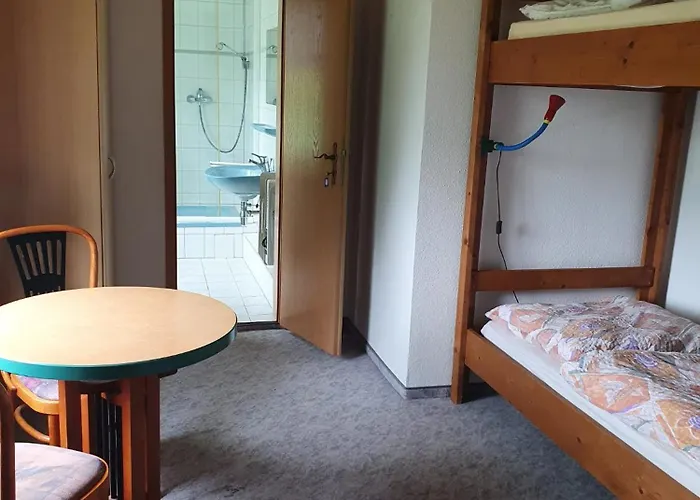 Monteurzimmer Alte Schule Heberndorf 1 Wurzbach