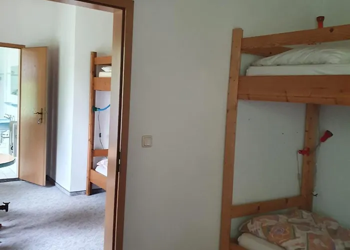 Monteurzimmer Alte Schule Heberndorf 1 Konukevi *