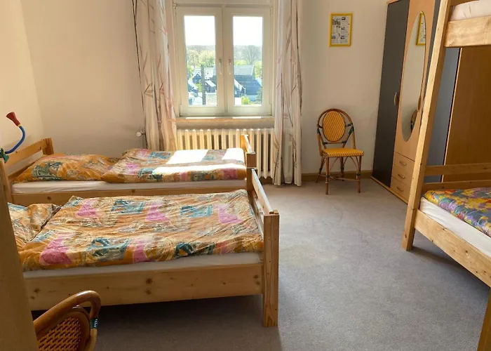 Monteurzimmer Alte Schule Heberndorf 1 Konukevi